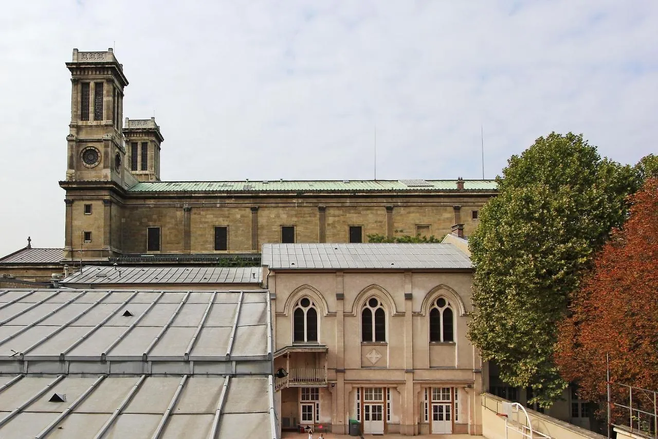 210176 - Comfortable For 6 People In The Heart Of The Grands Boulevards Paris