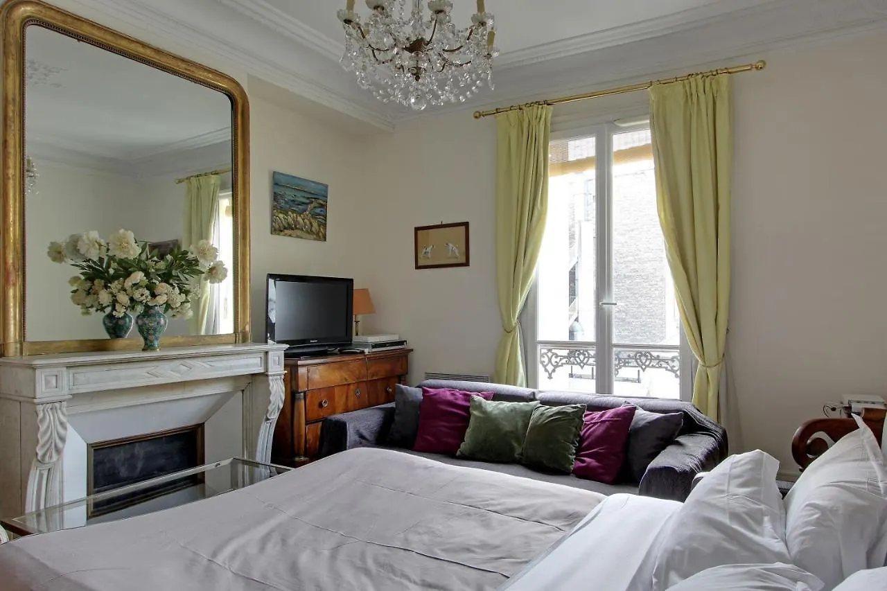 Apartment 210176 - Comfortable For 6 People In The Heart Of The Grands Boulevards Paris